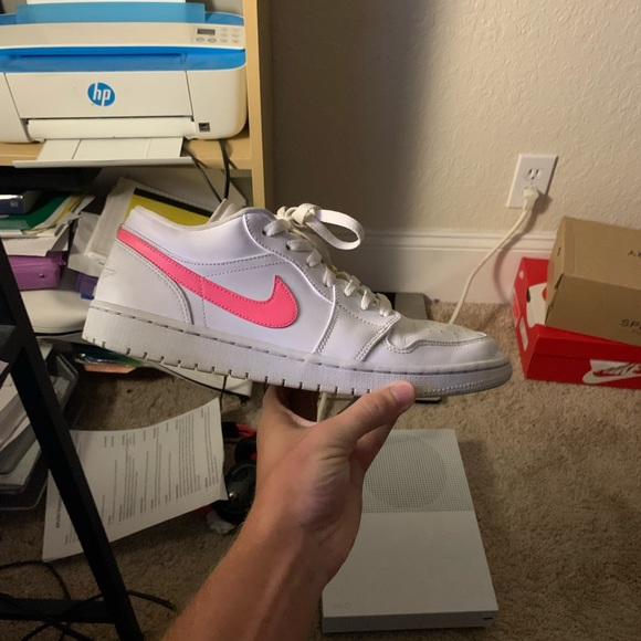 Jordan 1 low Multi Color swoosh - Picture 2 of 9